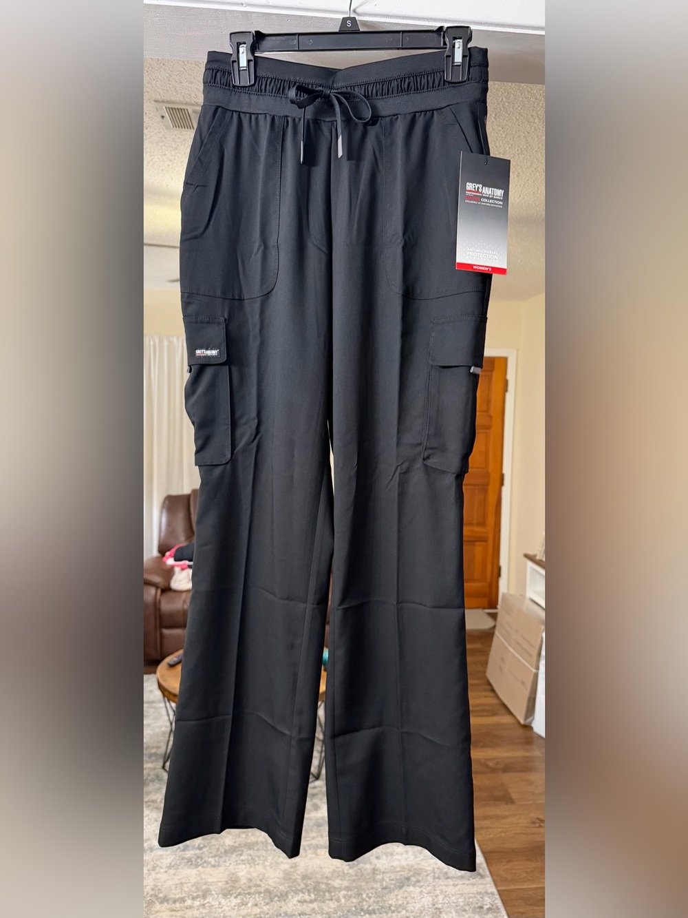 Grey’s Anatomy by Barco Emerge Collection Black Scrub Pants NWT 🖤